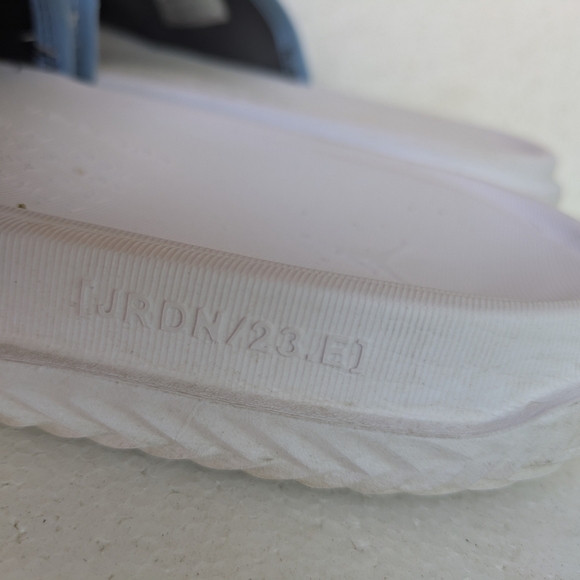 Jordan Super Play Slide Sandal size 13 White and ceil blue Engineered 23 DM - Picture 3 of 9